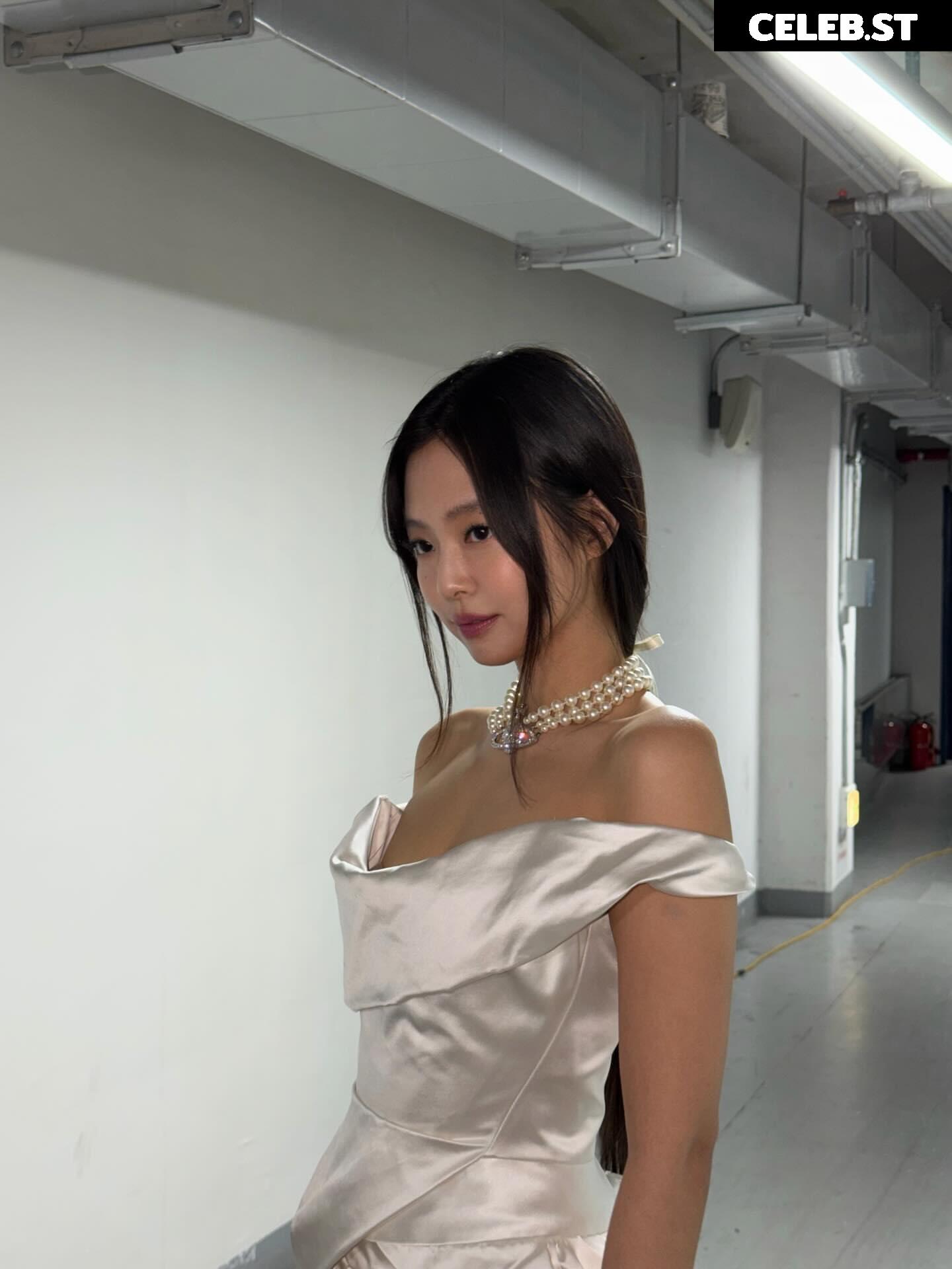 Jennie | BLΛƆKPIИK (Blackpink) Image 23836962