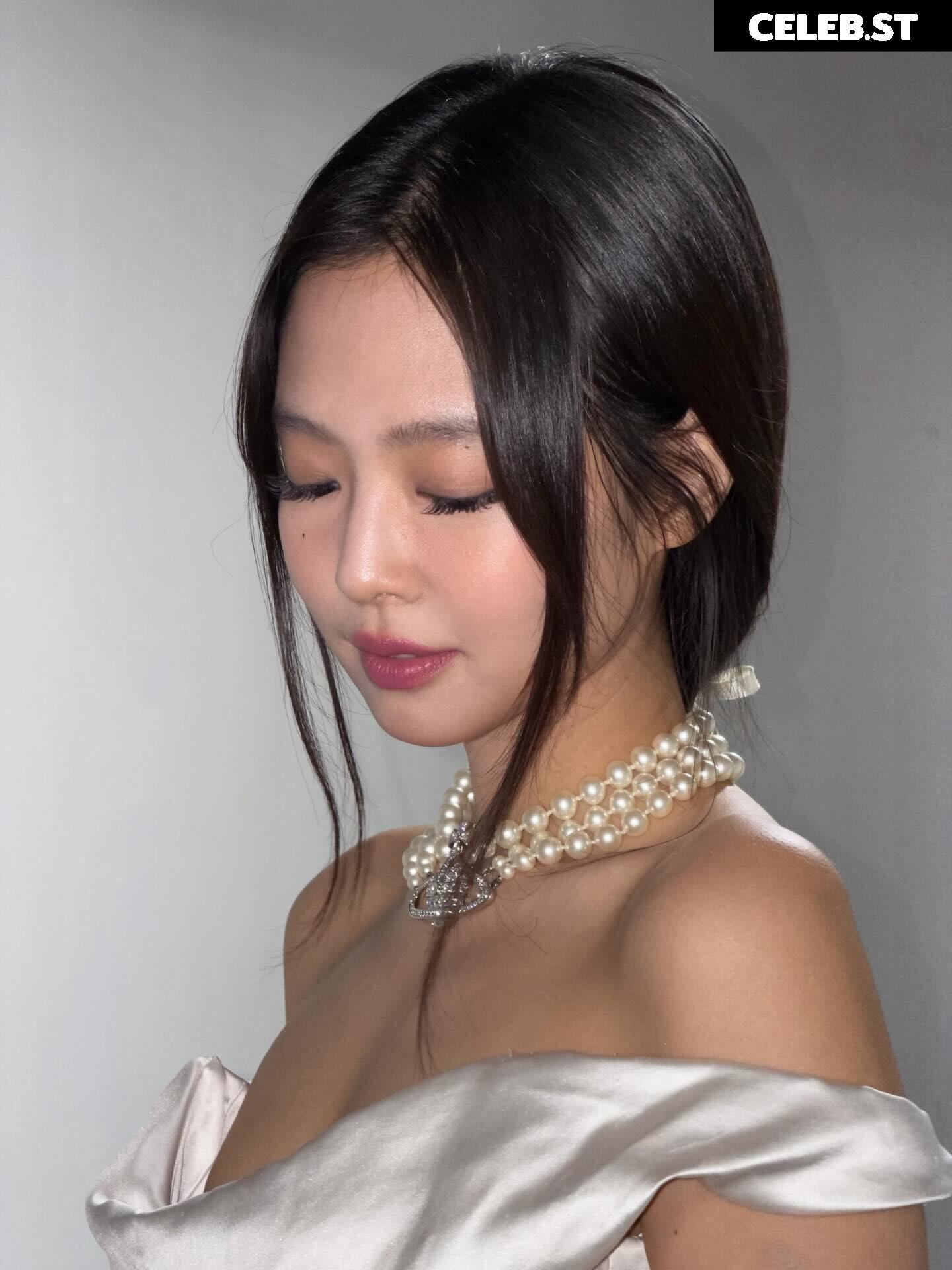 Jennie | BLΛƆKPIИK (Blackpink) Image 23836964
