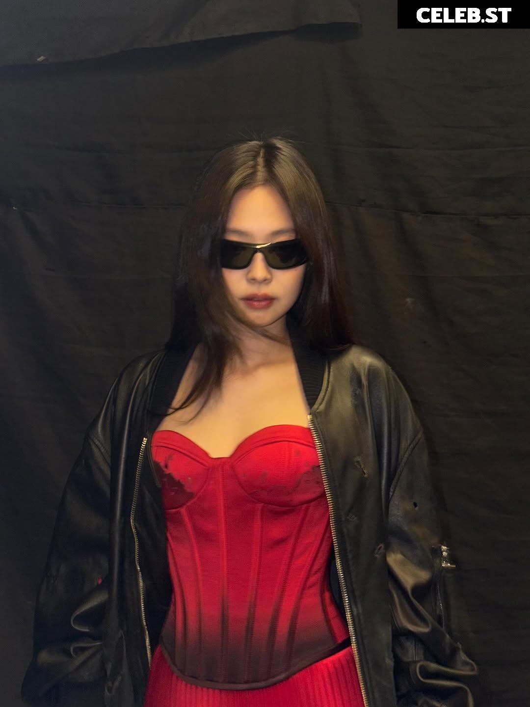 Jennie | BLΛƆKPIИK (Blackpink) Image 23836844