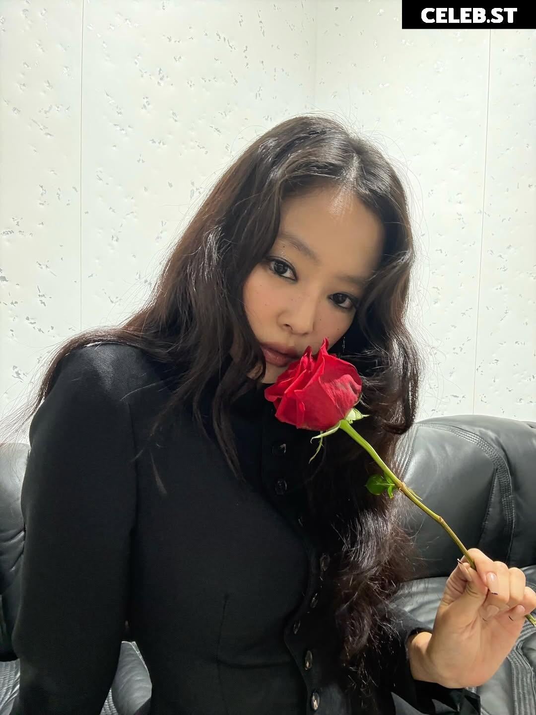 Jennie | BLΛƆKPIИK (Blackpink) Image 23836572
