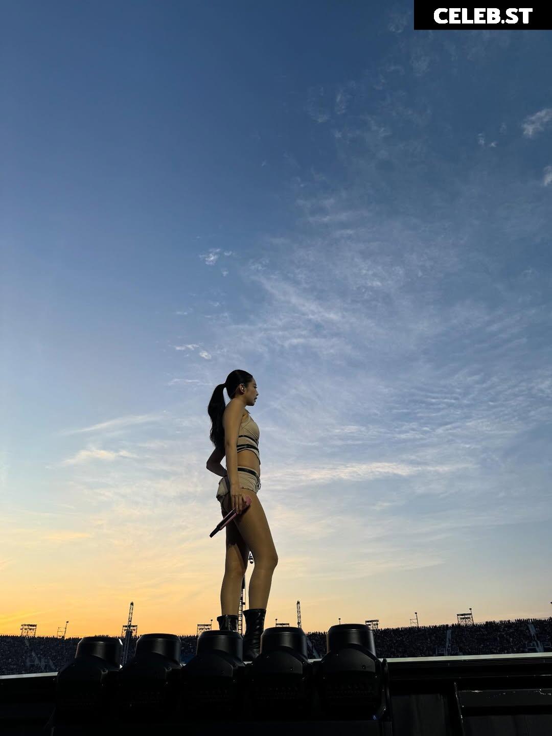 Jennie | BLΛƆKPIИK (Blackpink) Image 23836436