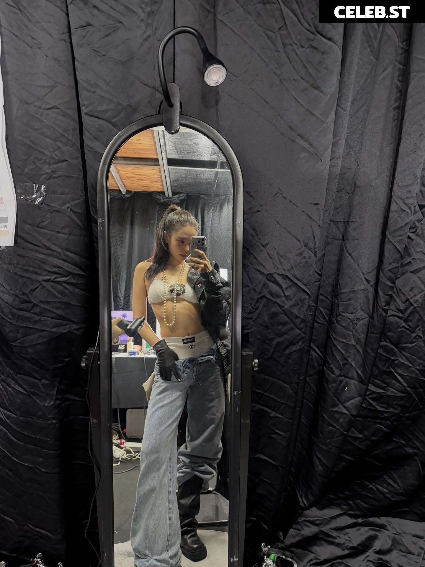 Jennie | BLΛƆKPIИK (Blackpink) Image 23836724
