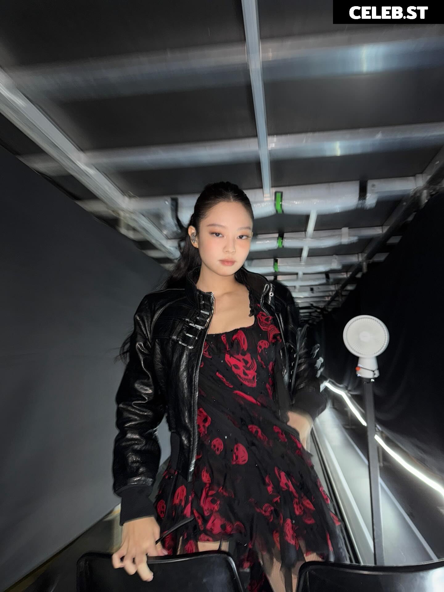 Jennie | BLΛƆKPIИK (Blackpink) Image 23836749