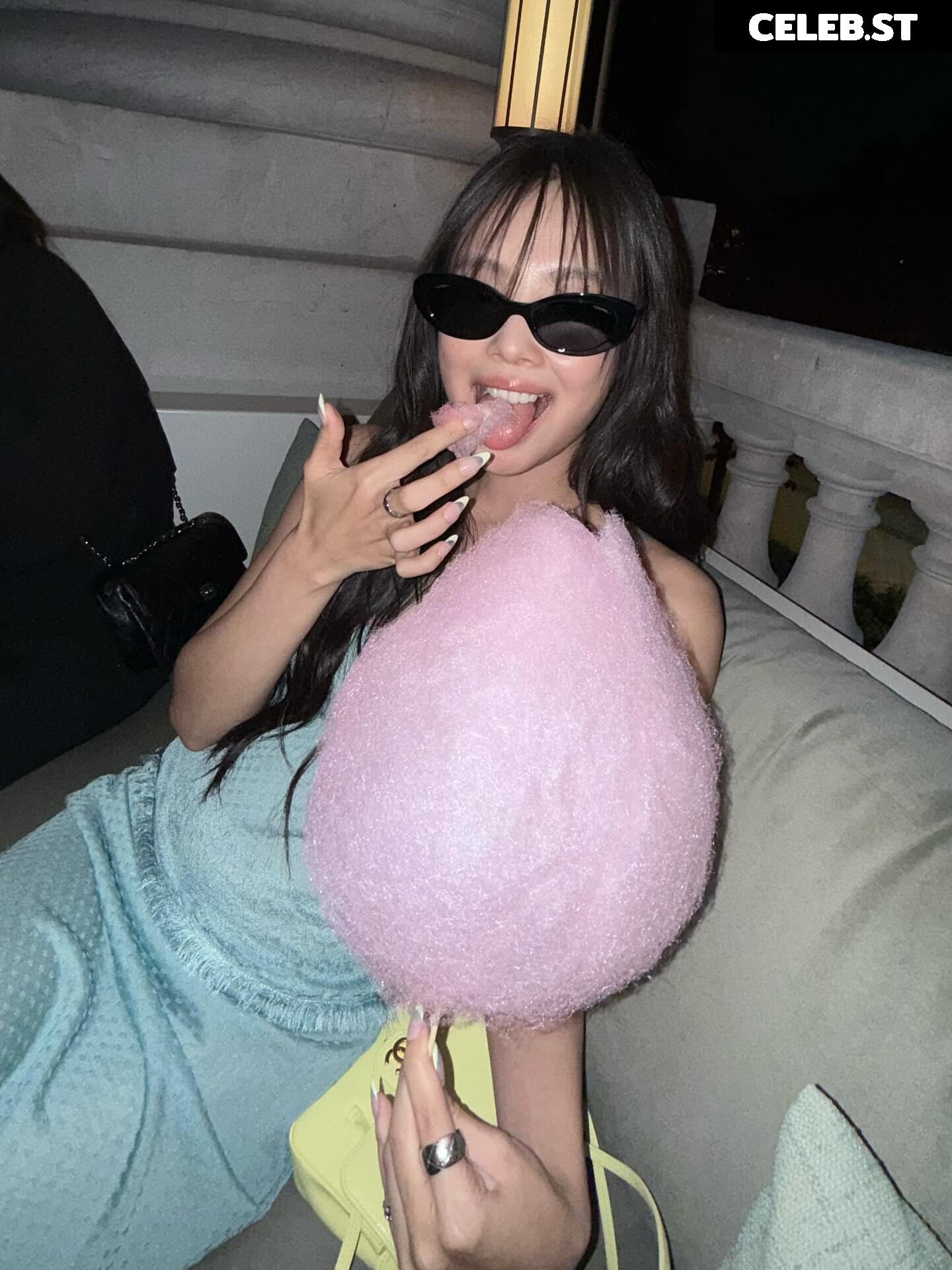 Jennie | BLΛƆKPIИK (Blackpink) Image 23836661