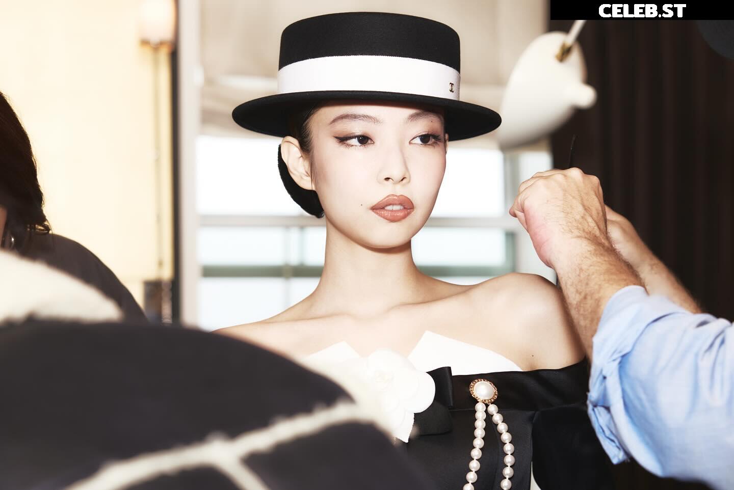 Jennie | BLΛƆKPIИK (Blackpink) Image 23836150