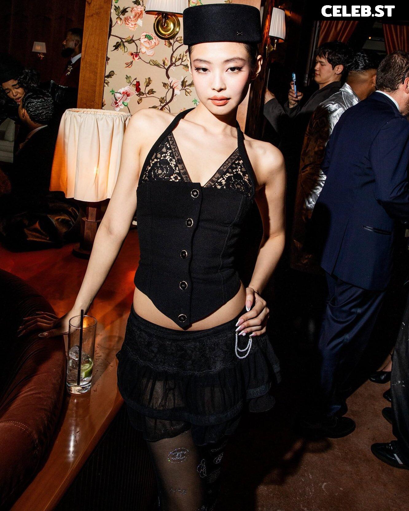 Jennie | BLΛƆKPIИK (Blackpink) Image 23836159