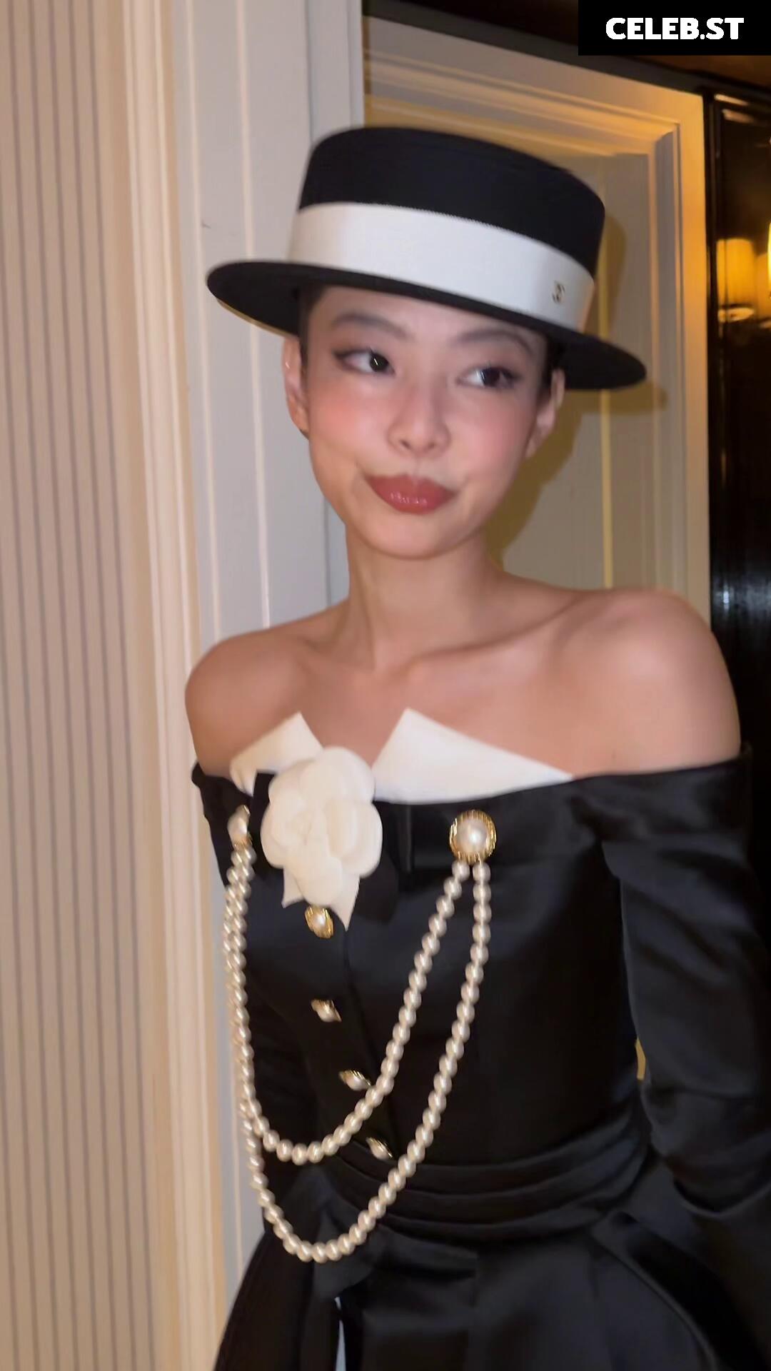 Jennie | BLΛƆKPIИK (Blackpink) Image 23836173