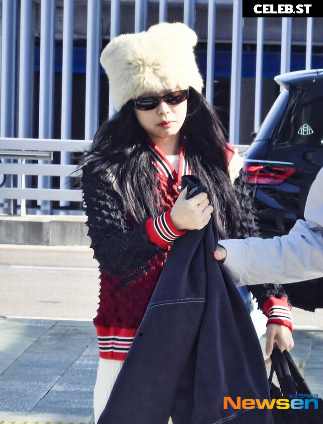 Jennie | BLΛƆKPIИK (Blackpink) Image 23836012