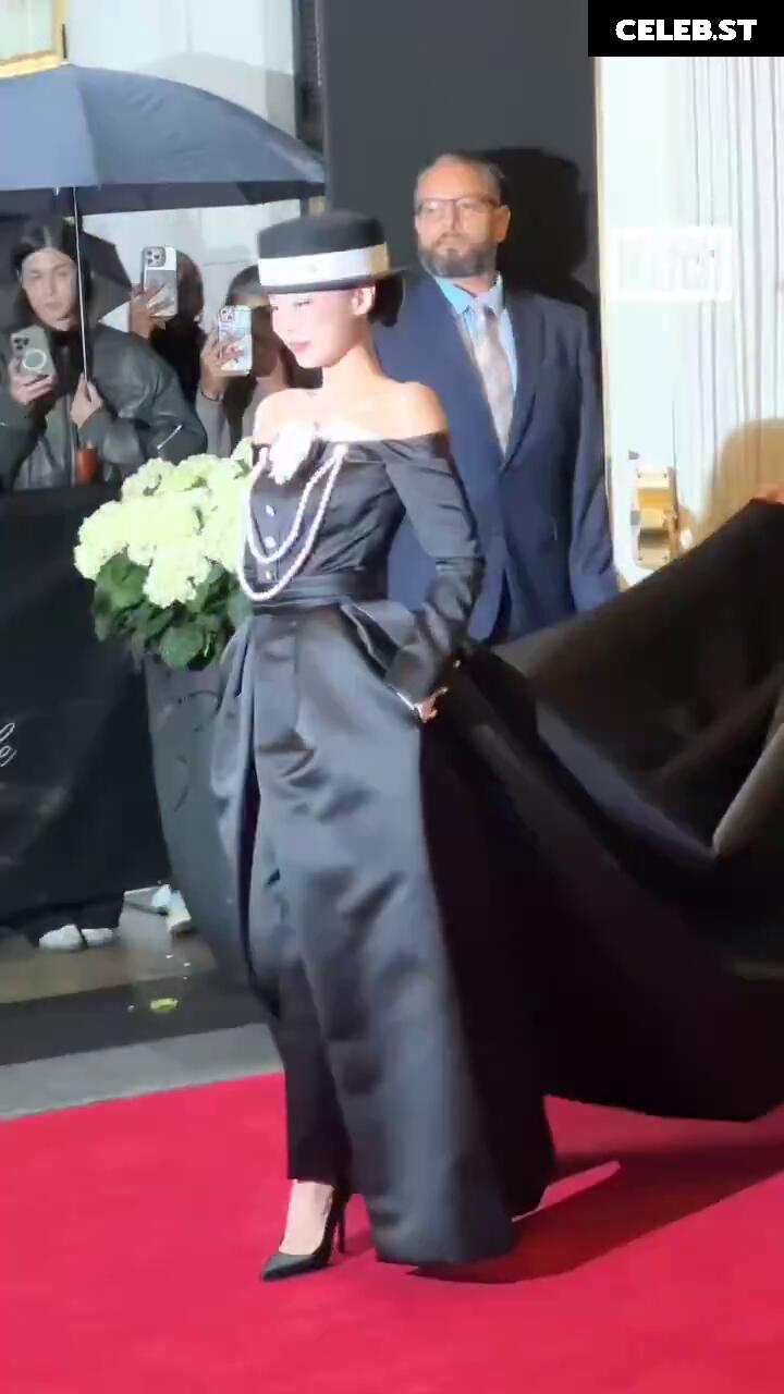 Jennie | BLΛƆKPIИK (Blackpink) Image 23836041