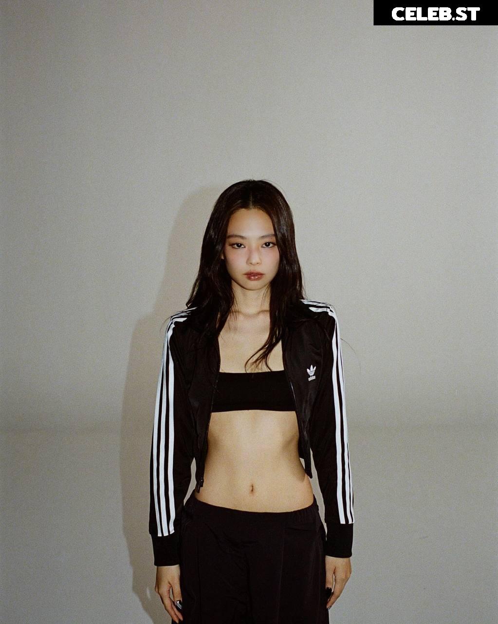Jennie | BLΛƆKPIИK (Blackpink) Image 23836380