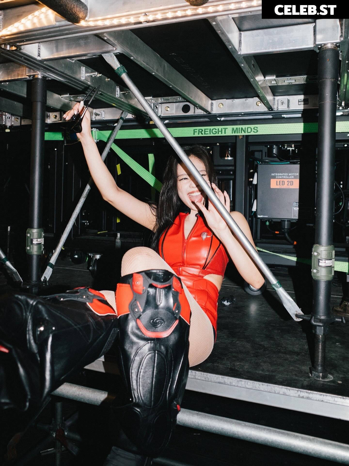 Jennie | BLΛƆKPIИK (Blackpink) Image 23836353