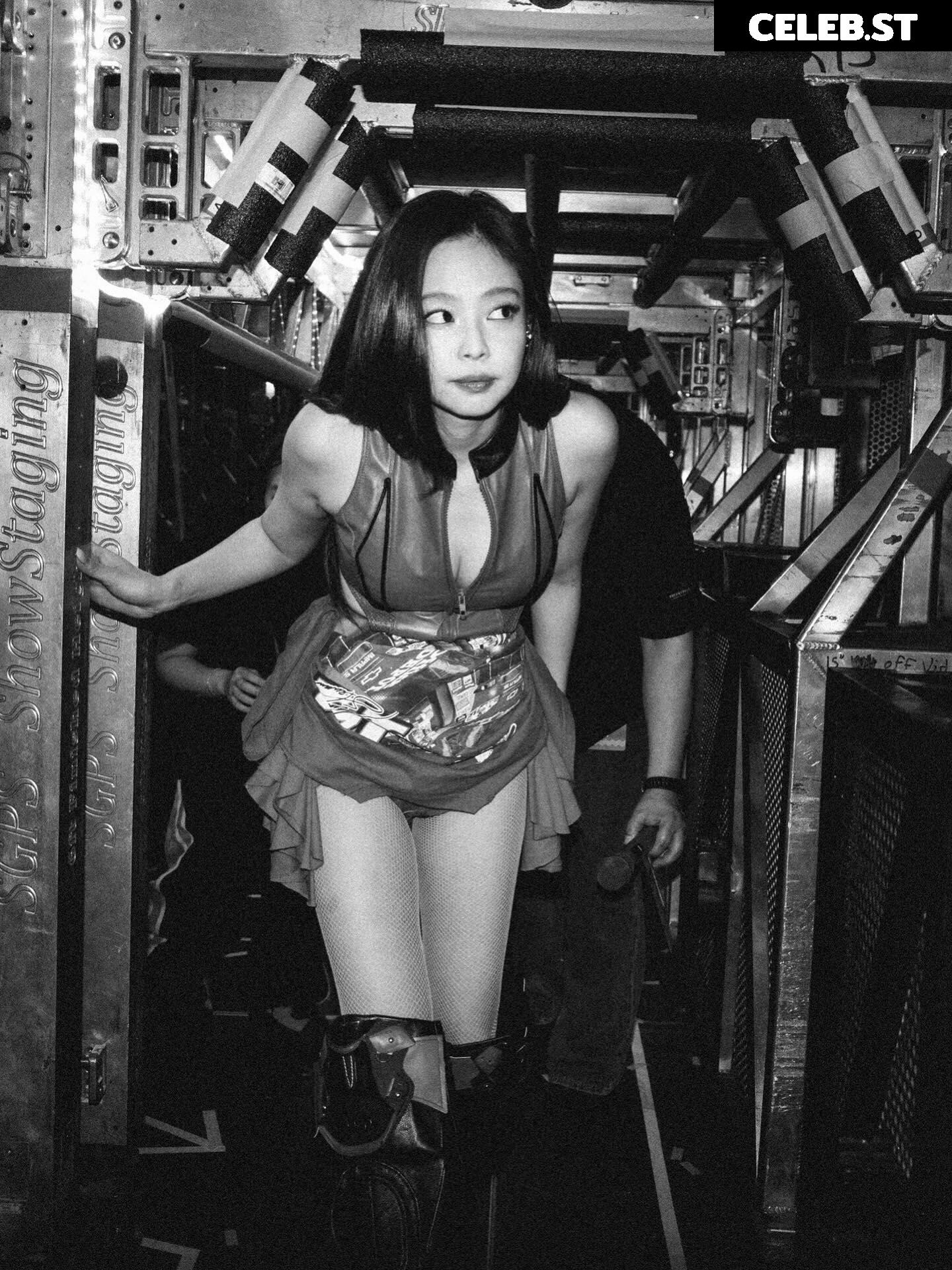 Jennie | BLΛƆKPIИK (Blackpink) Image 23836355