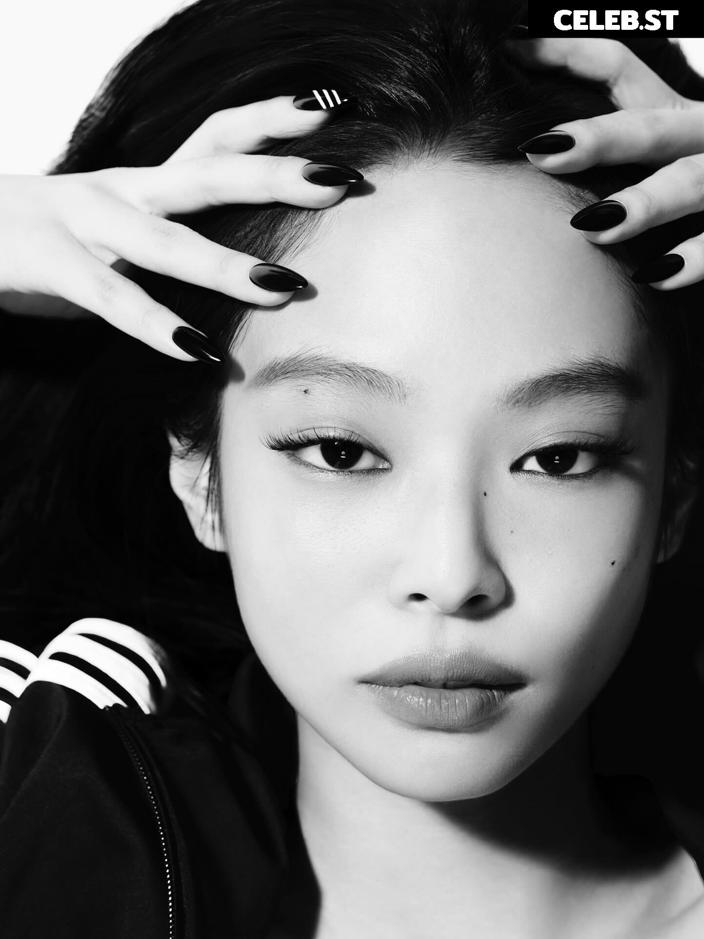 Jennie | BLΛƆKPIИK (Blackpink) Image 23836374