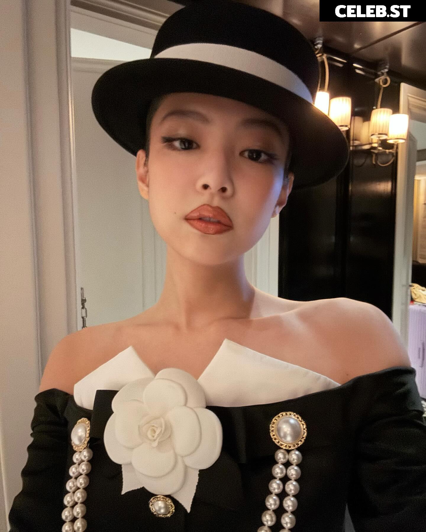 Jennie | BLΛƆKPIИK (Blackpink) Image 23836218
