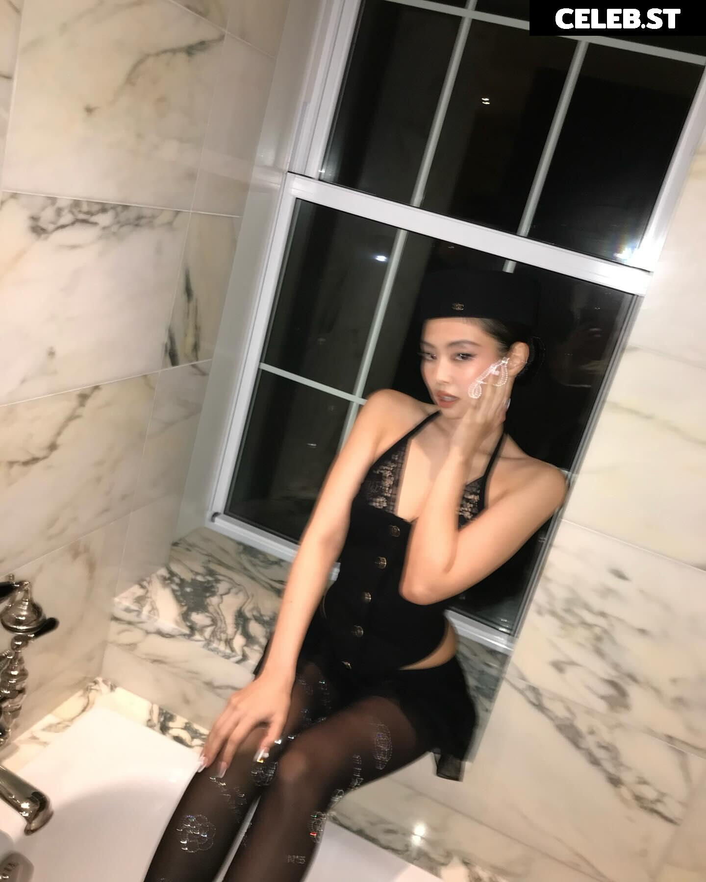 Jennie | BLΛƆKPIИK (Blackpink) Image 23836243