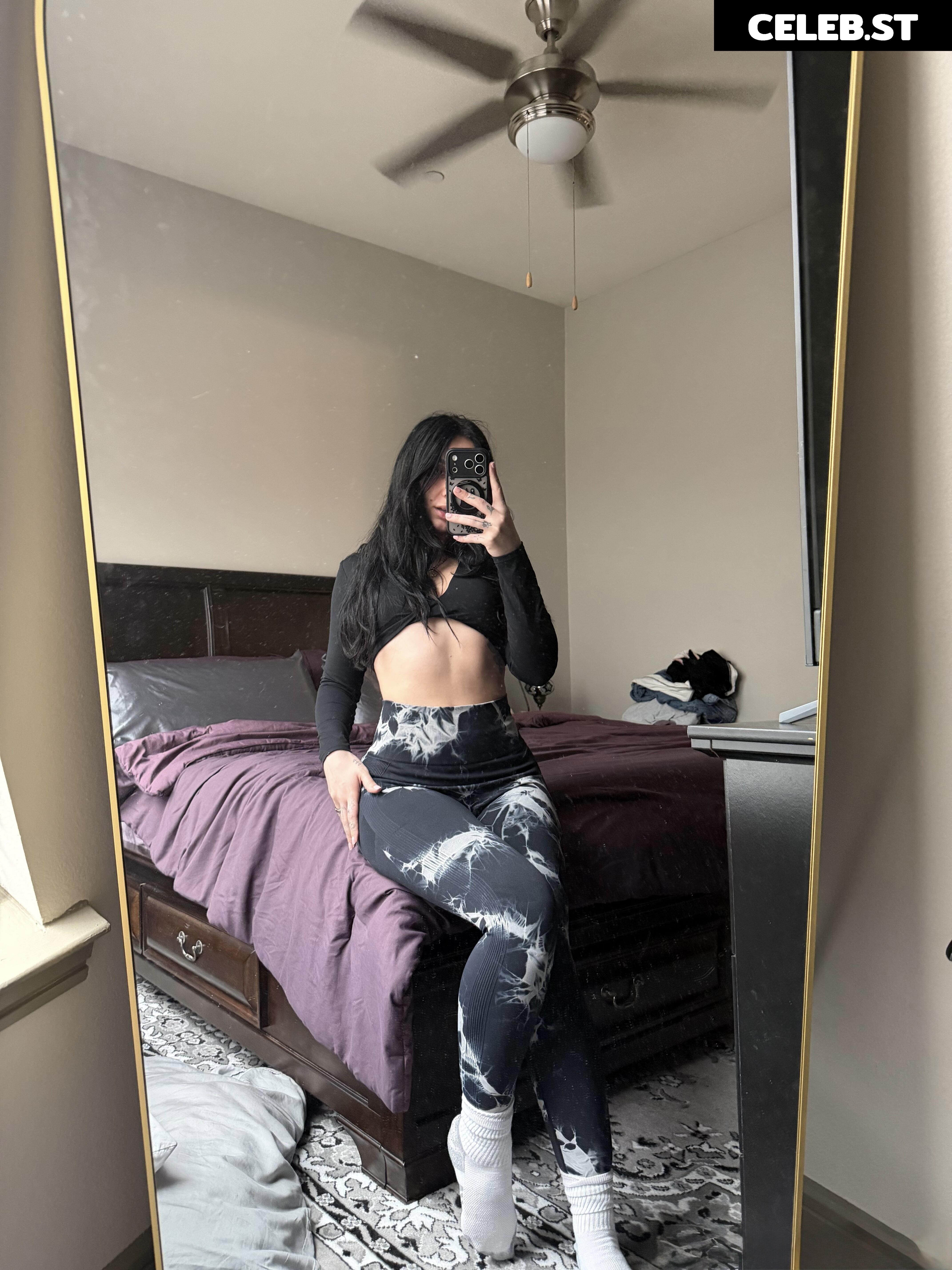 Lyndi Image 23831651