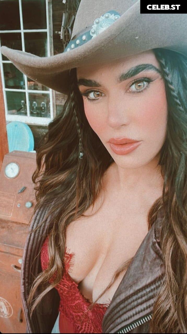 WWE Lana / CJ Perry Image 23839822