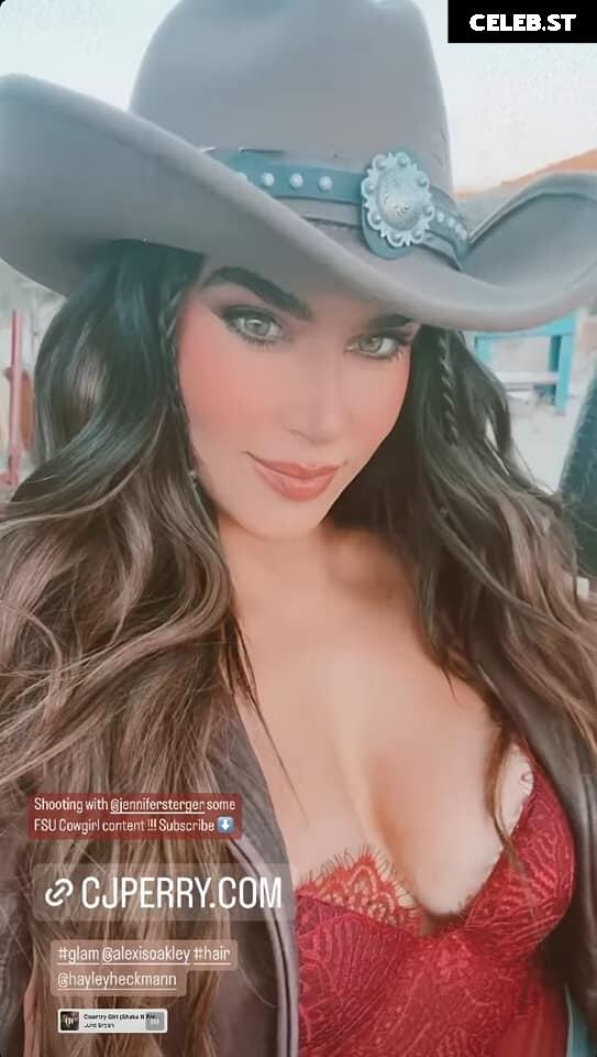 WWE Lana / CJ Perry Image 23839819