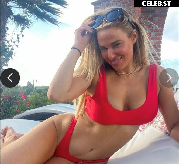 WWE Lana / CJ Perry Image 23839731