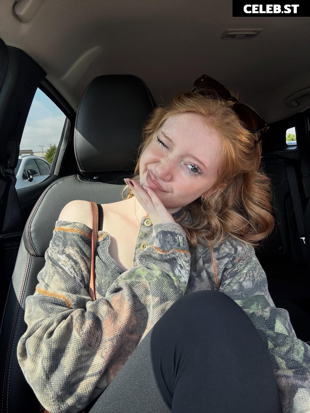 Makenna Kelly / Lifewithmak Image 23805598