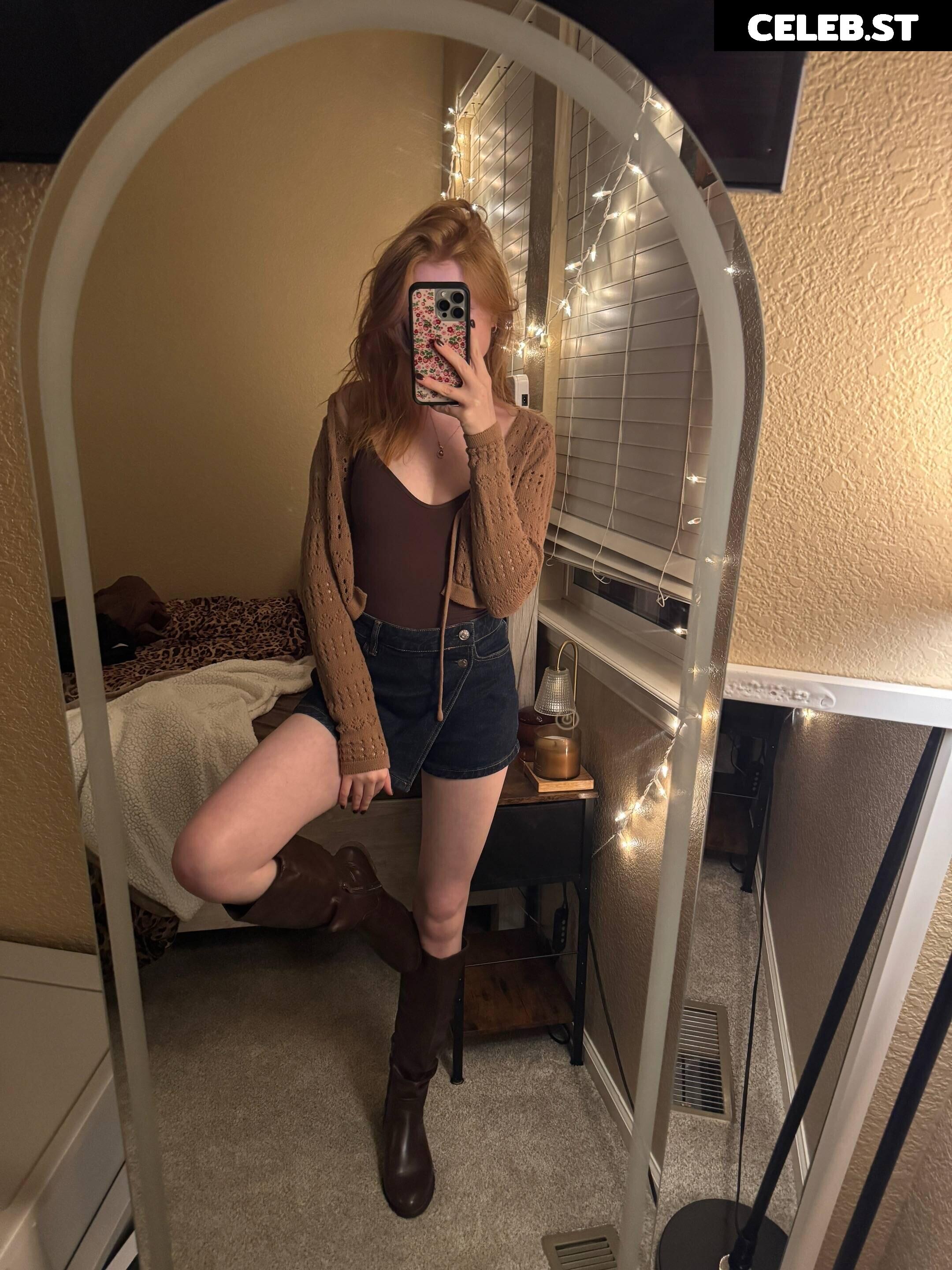 Makenna Kelly / Lifewithmak Image 23805411