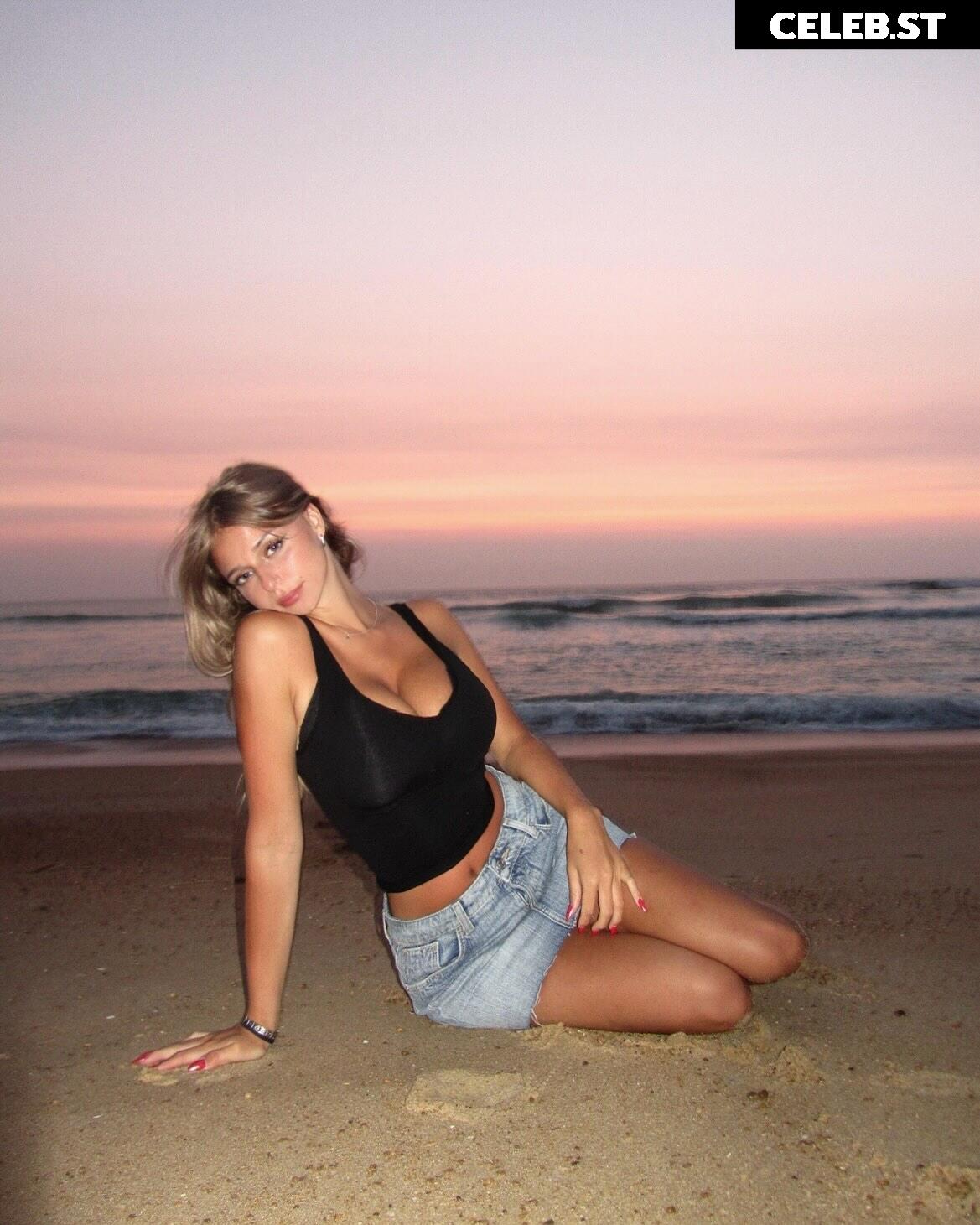 ellyy.ann / elly.ann / elly Image 23805711