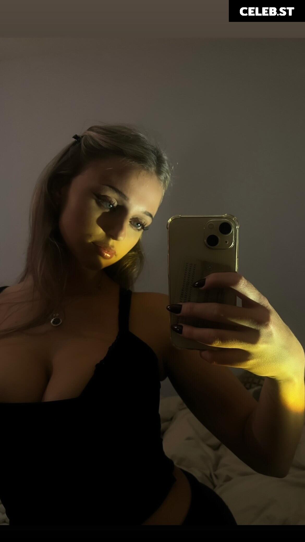 ellyy.ann / elly.ann / elly Image 23805714