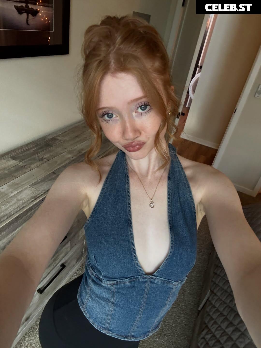 Makenna Kelly / Lifewithmak Image 23805613