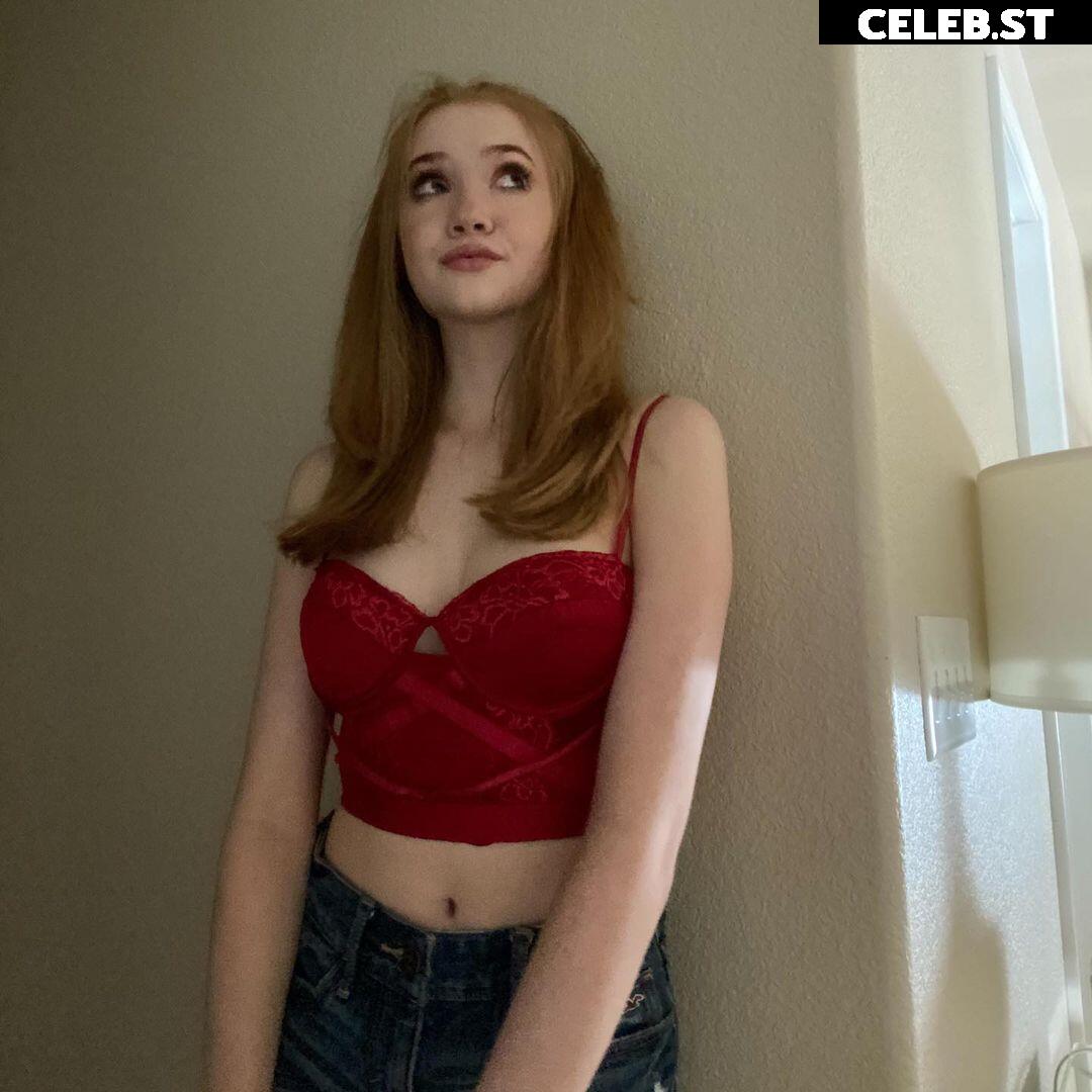 Makenna Kelly / Lifewithmak Image 23805091