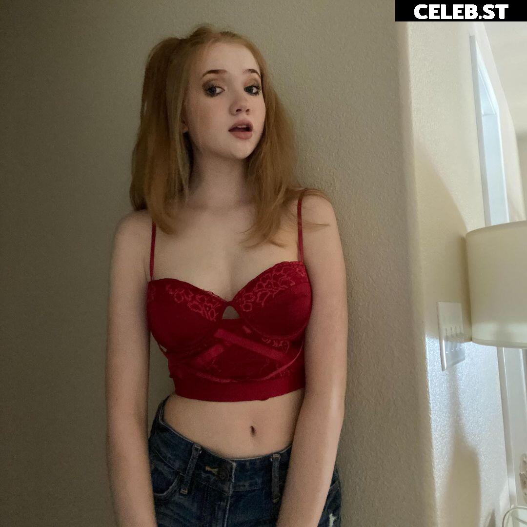 Makenna Kelly / Lifewithmak Image 23805084