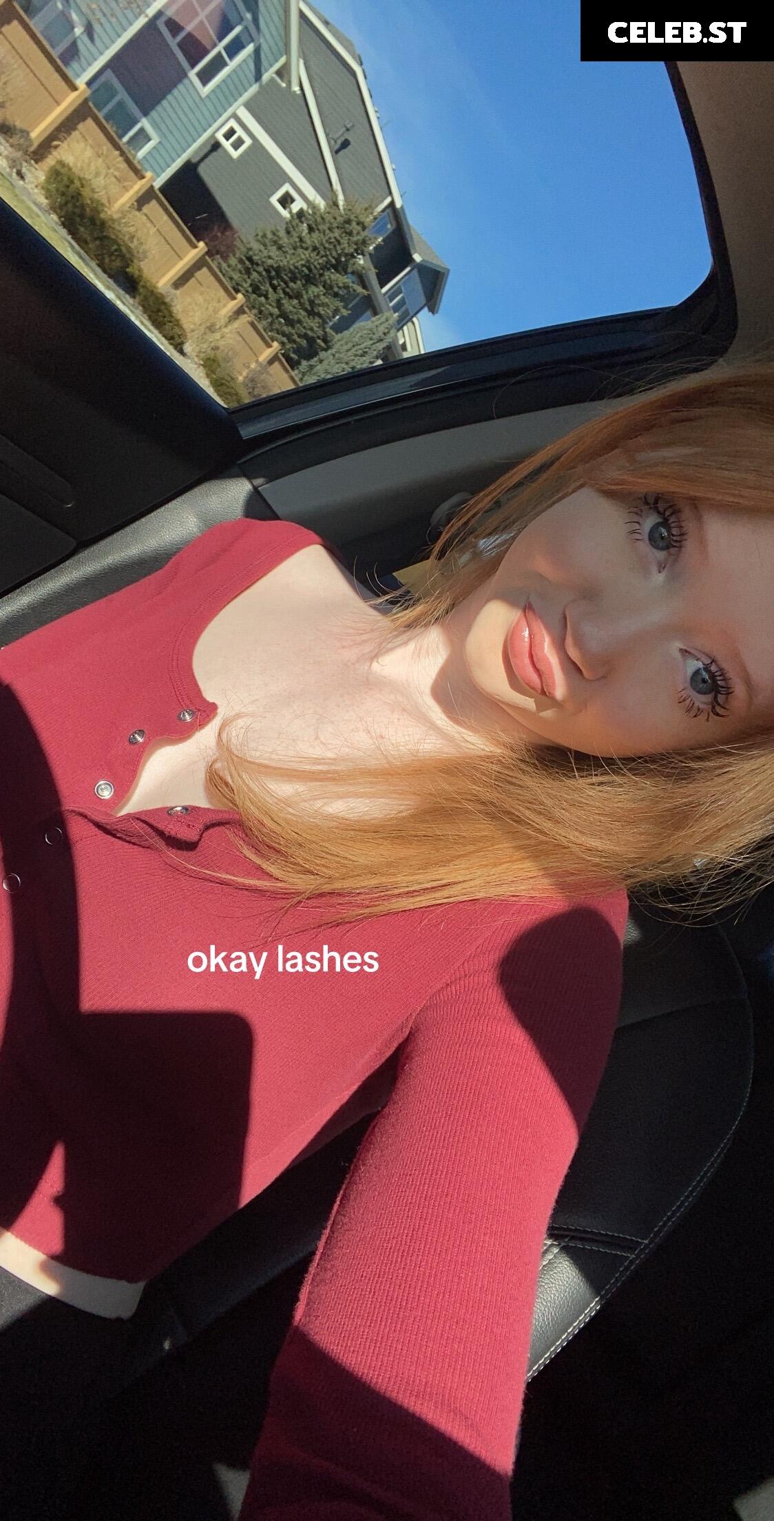 Makenna Kelly / Lifewithmak Image 23805028