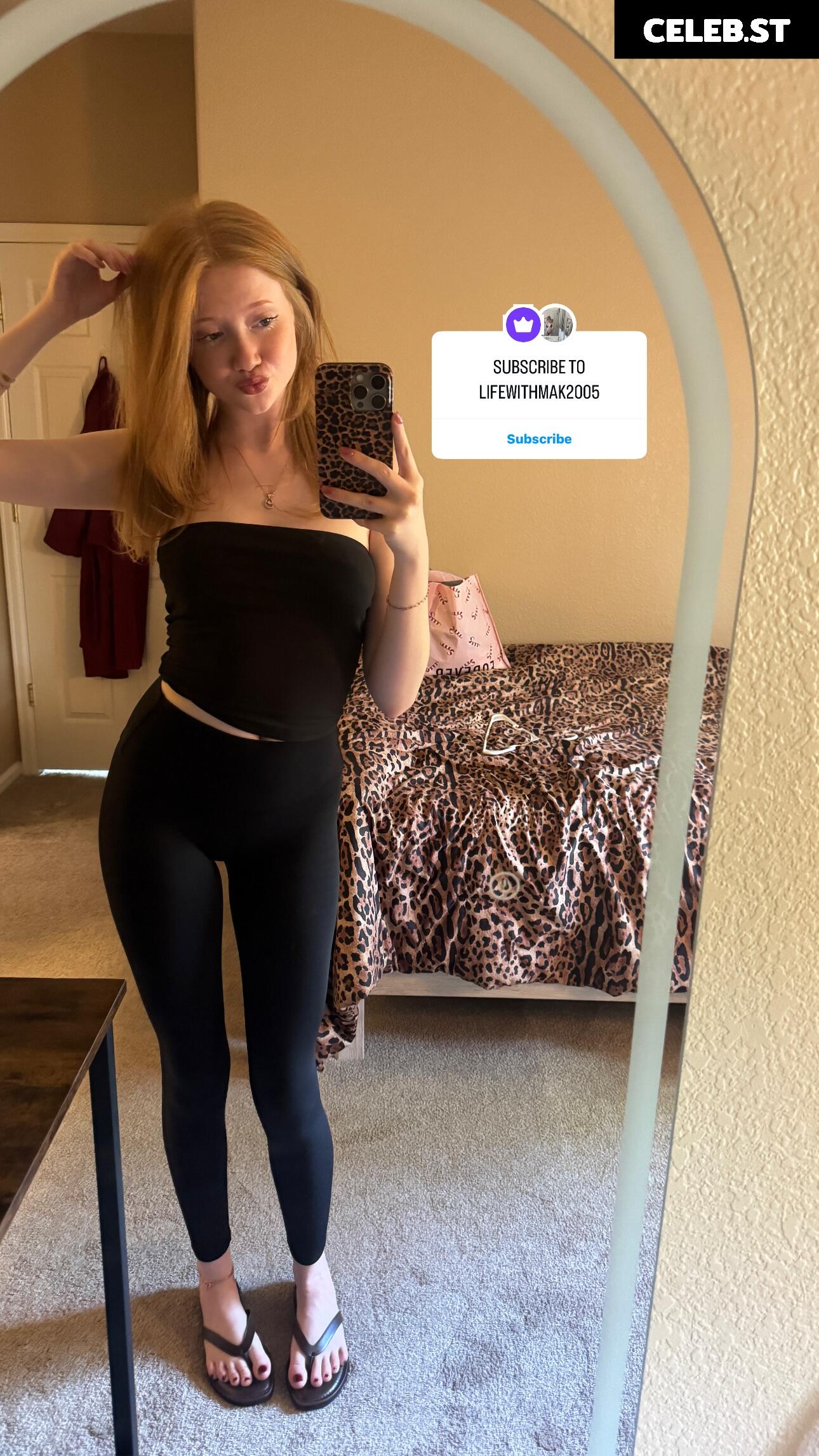 Makenna Kelly / Lifewithmak Image 23805344