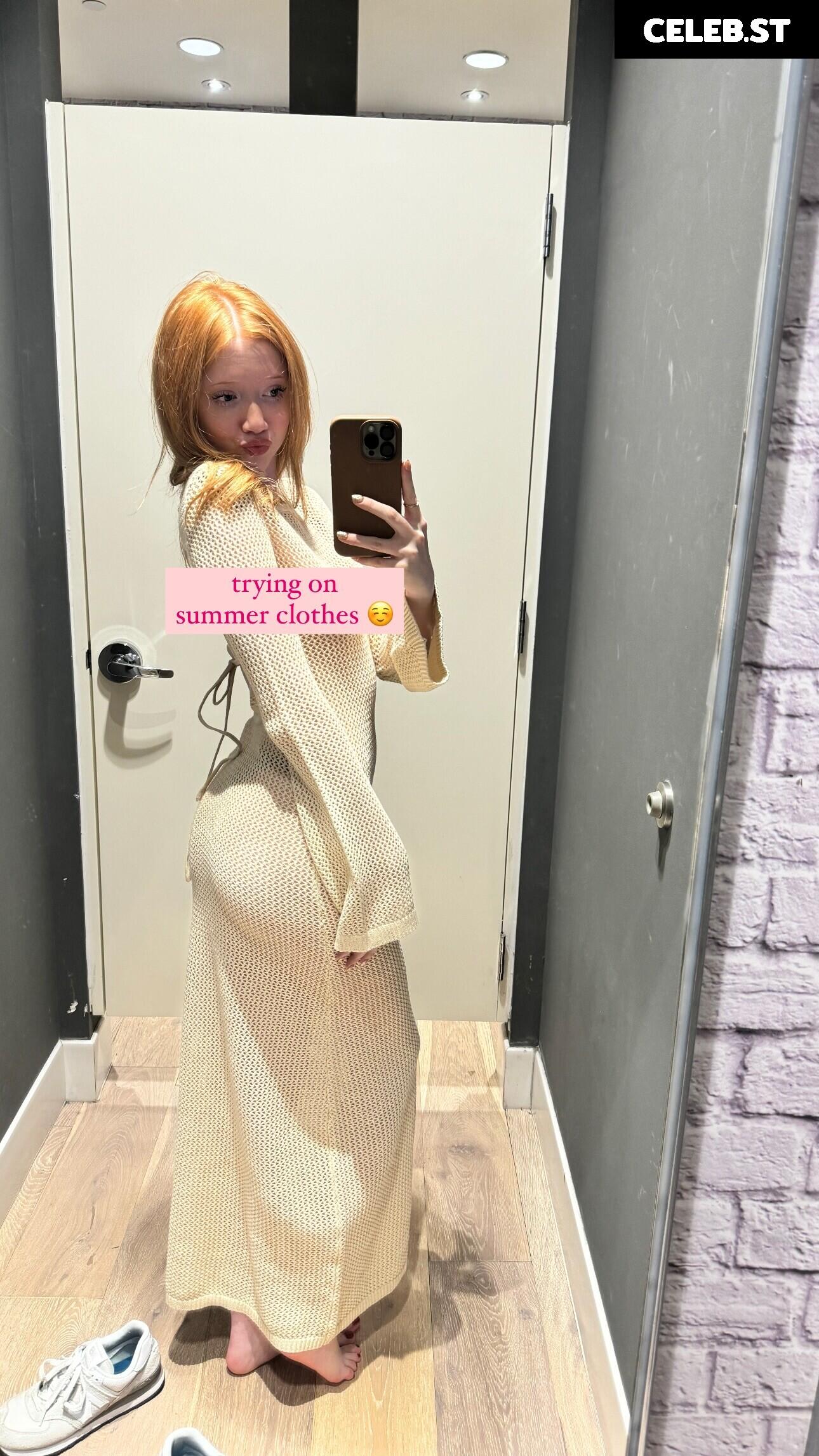 Makenna Kelly / Lifewithmak Image 23805224