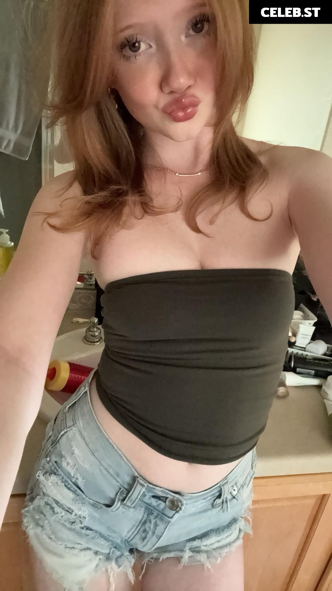 Makenna Kelly / Lifewithmak Image 23805263