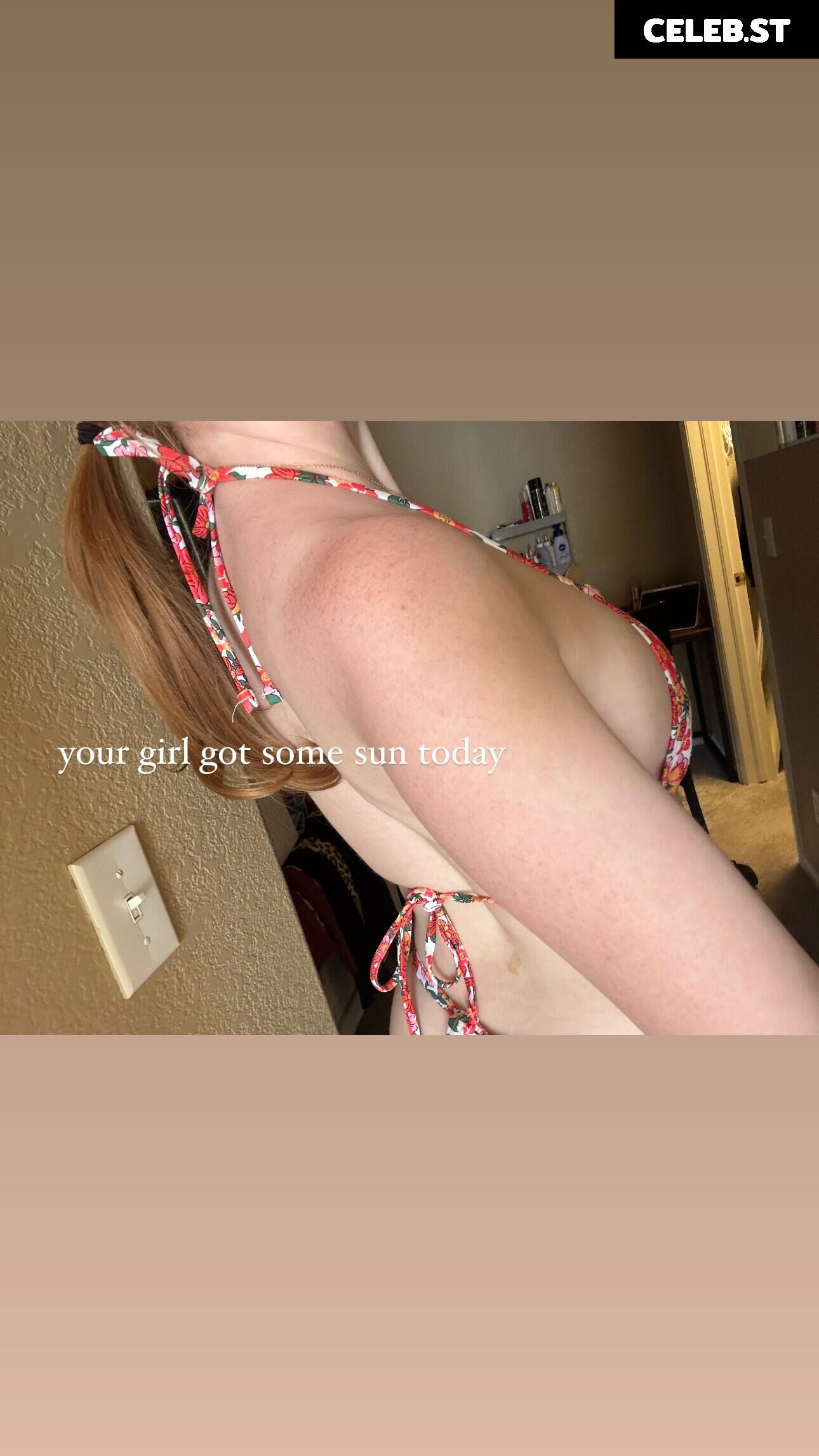 Makenna Kelly / Lifewithmak Image 23805247