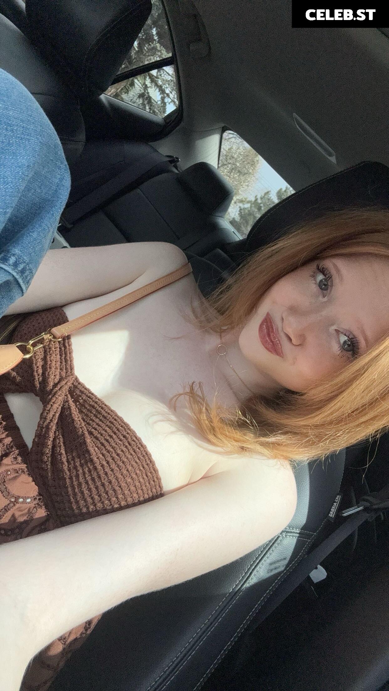 Makenna Kelly / Lifewithmak Image 23805276