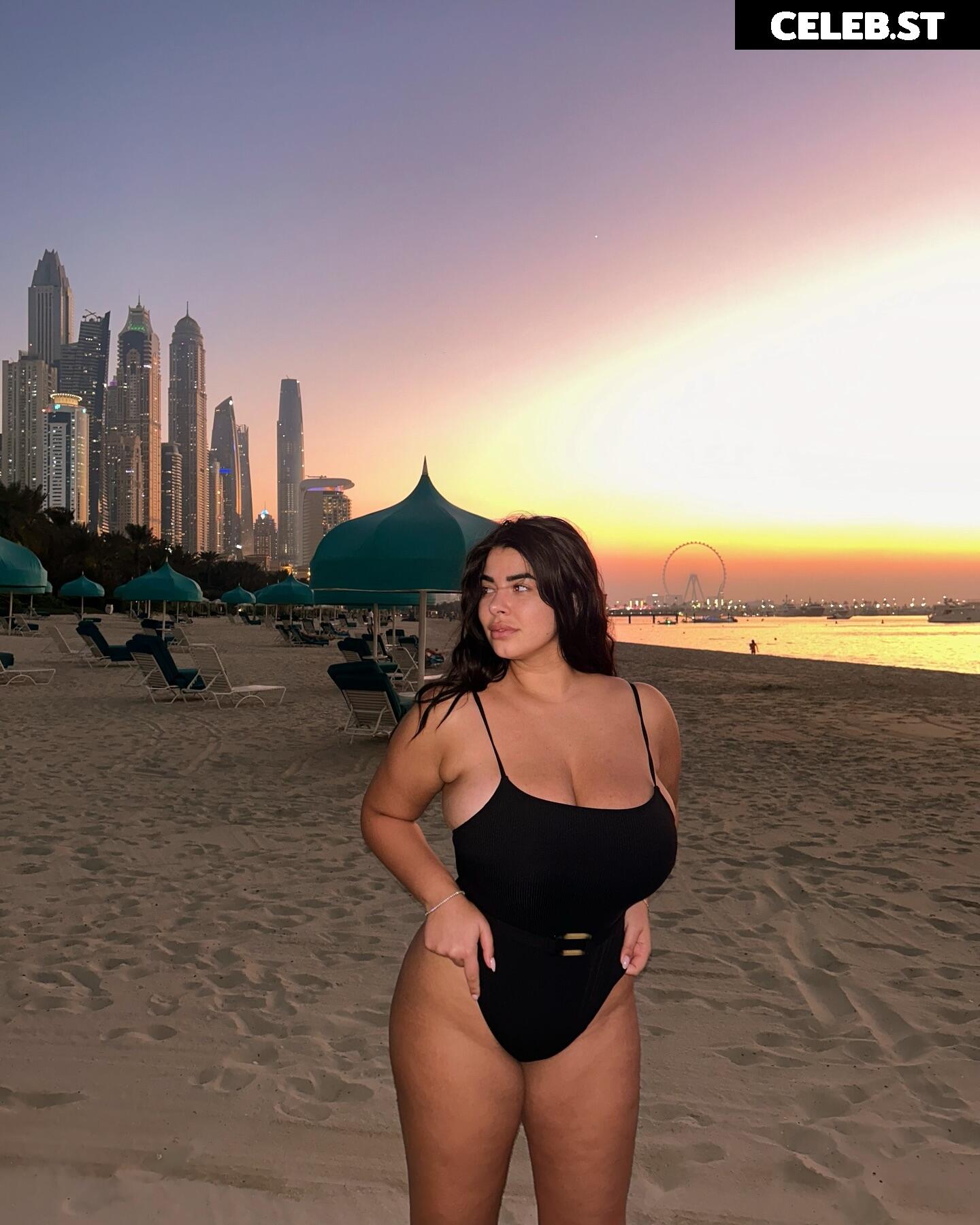 Anna Rebellato / im_notannaa Image 23804778