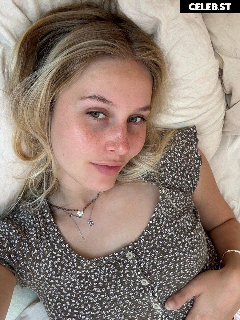 Cindy (@cirizzzle) / cirizle Image 23807762