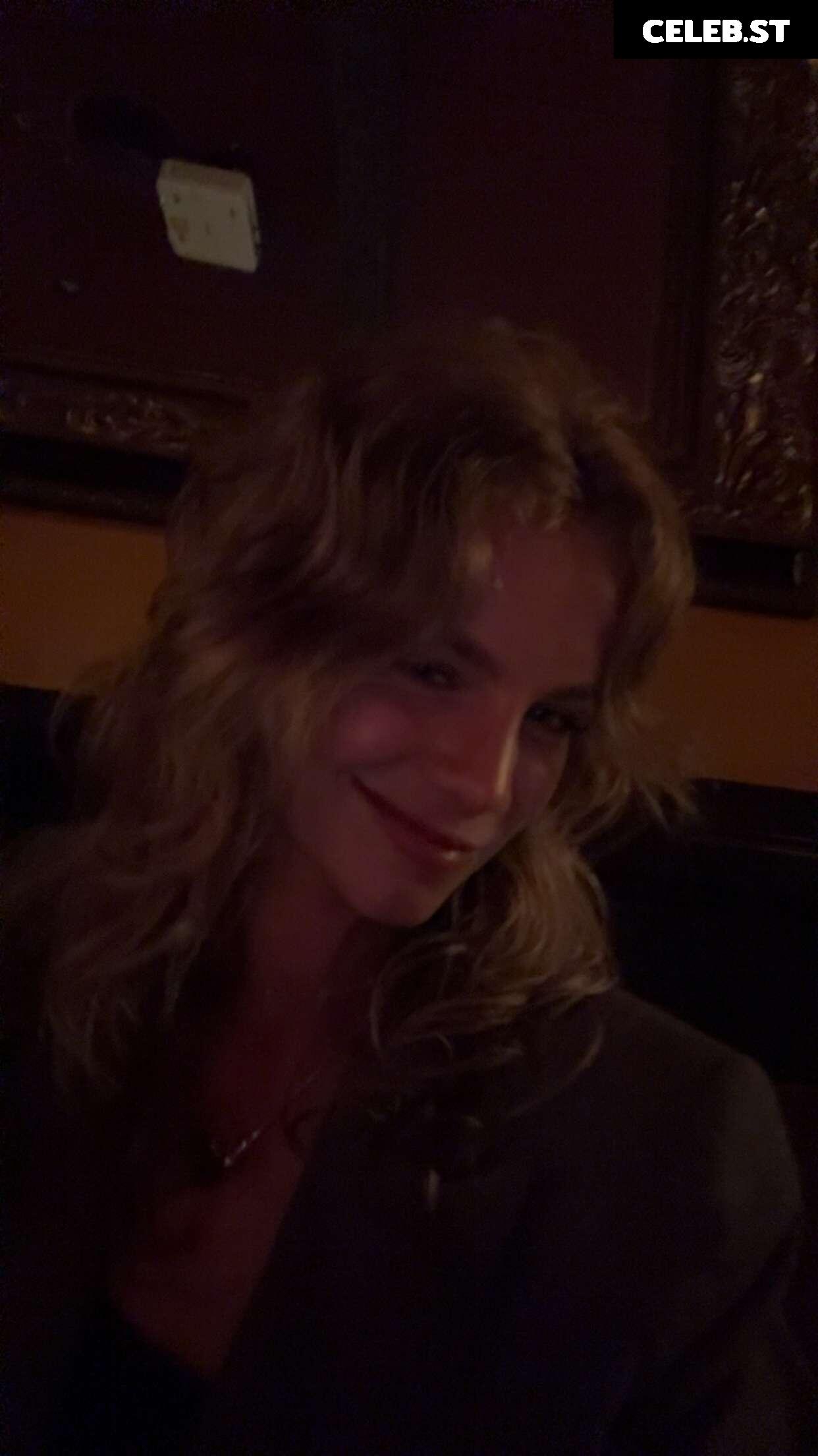 Anna Shumate / Annabananaxdddd Image 23800944