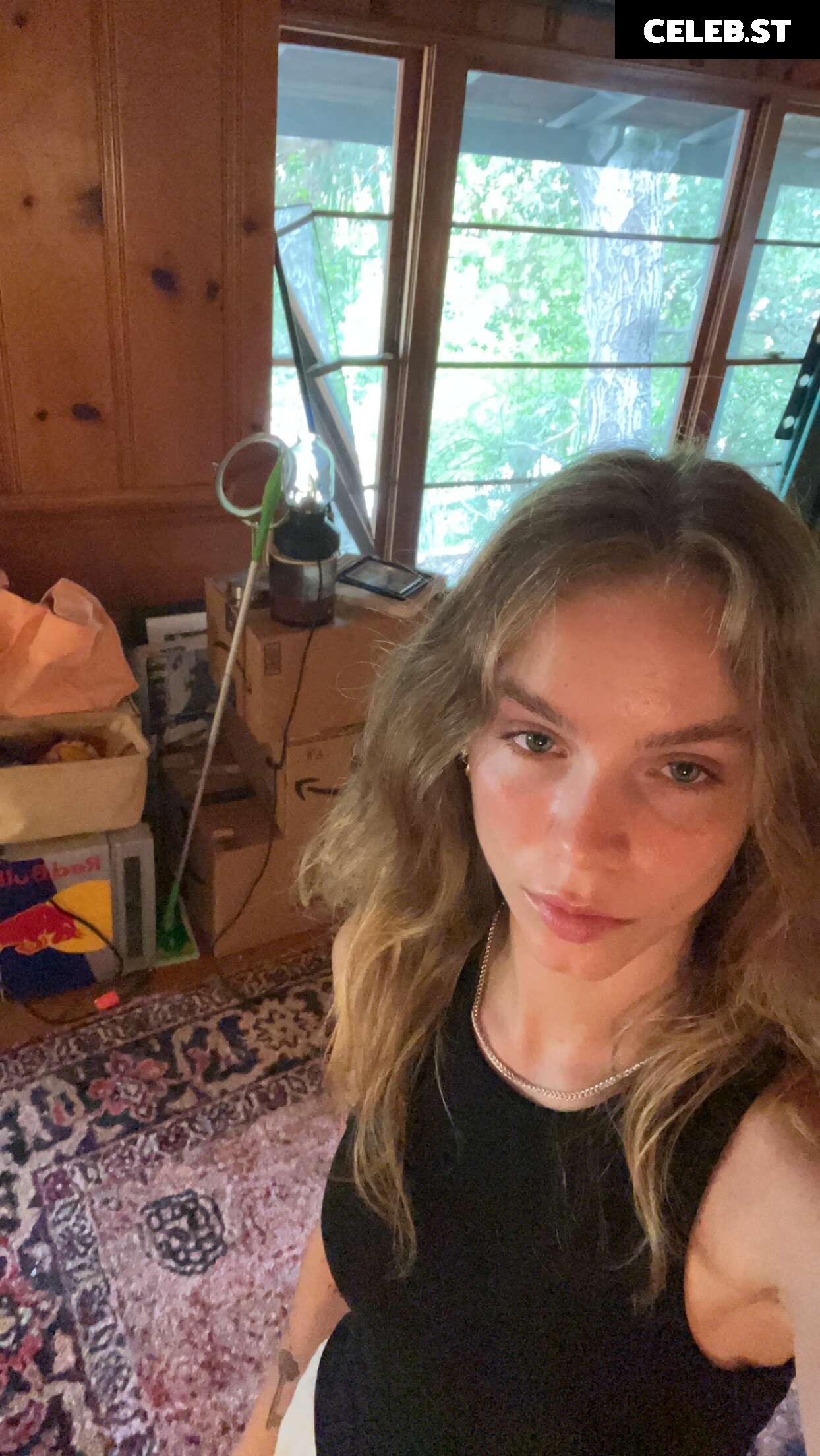 Anna Shumate / Annabananaxdddd Image 23800458