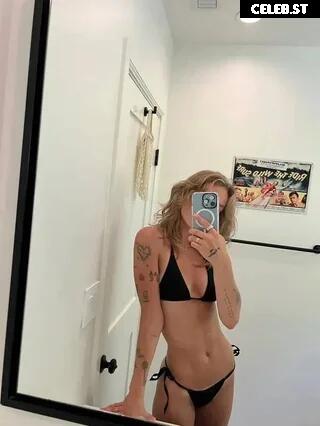 Anna Shumate / Annabananaxdddd Image 23800641