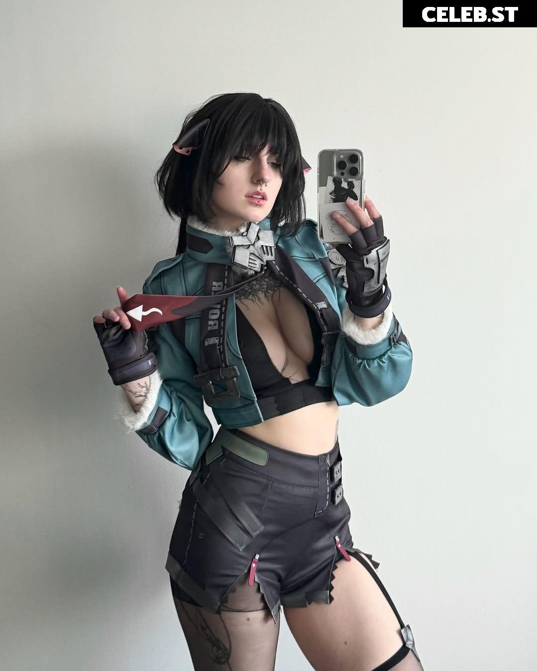 Lyra Crow (lyracr0w0) Image 23803120
