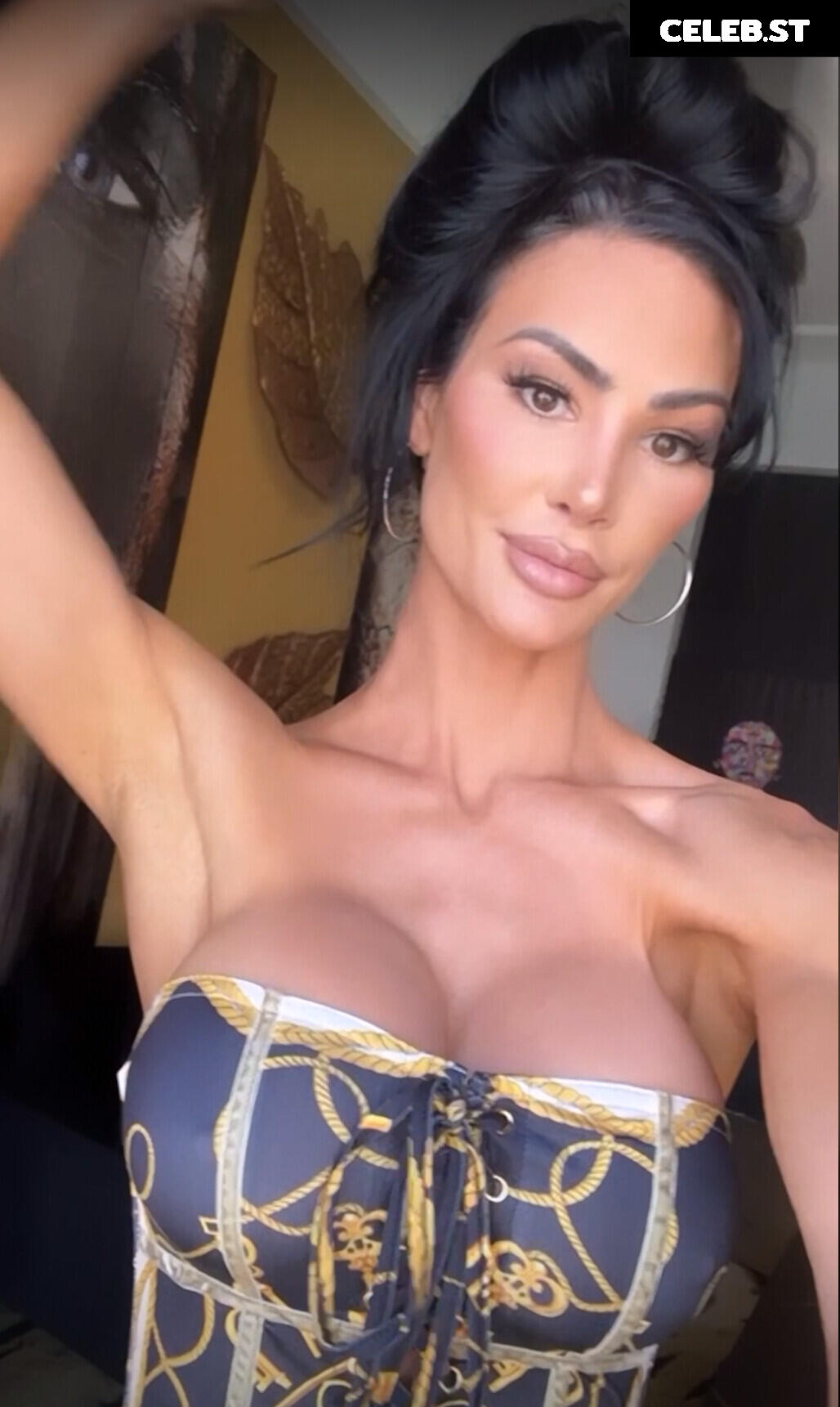Katelyn Runck Image 23802687