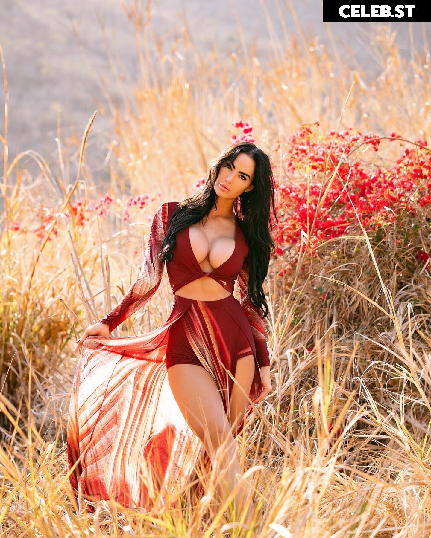 Katelyn Runck Image 23802142