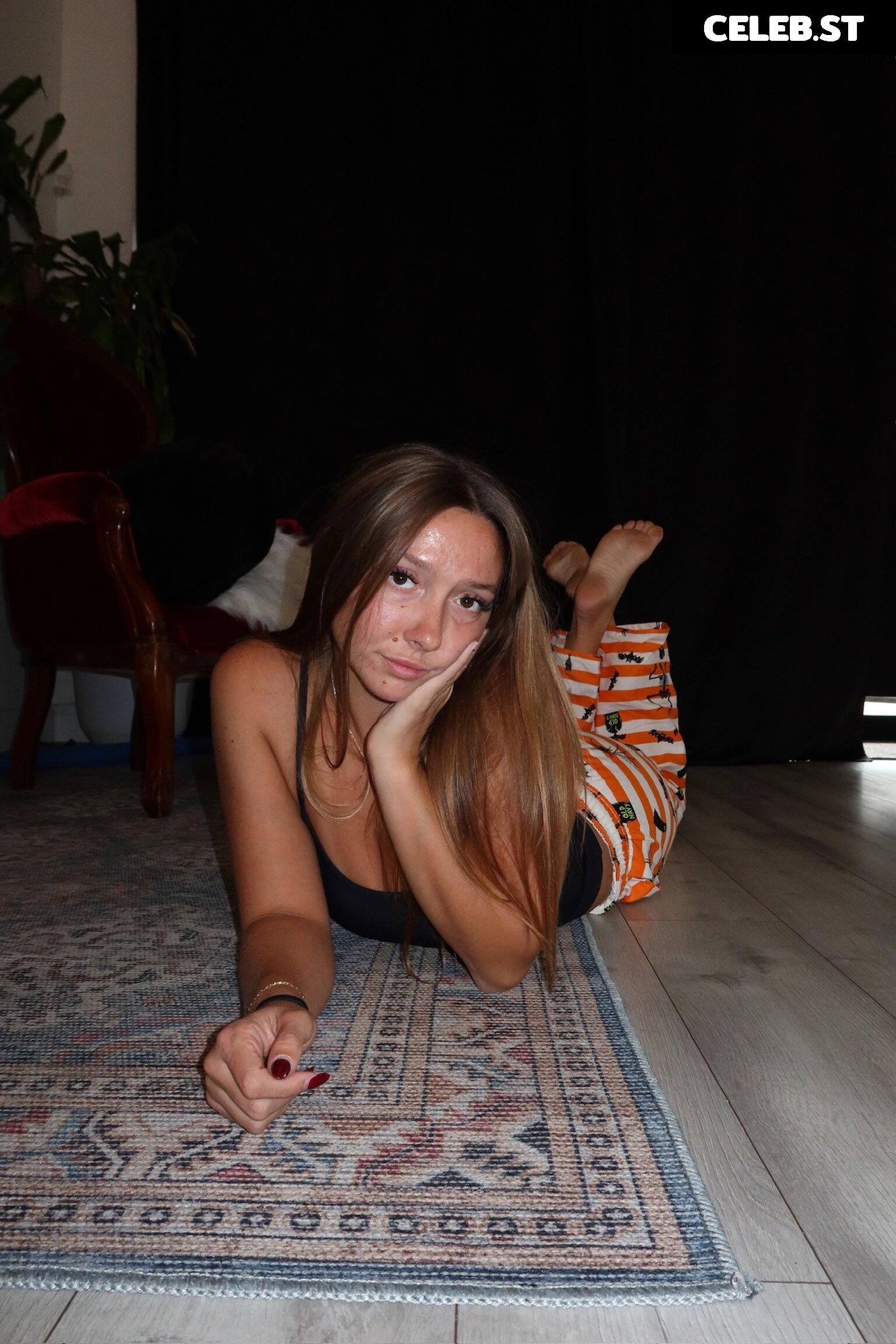 Crazyjamjam_ Image 23809183