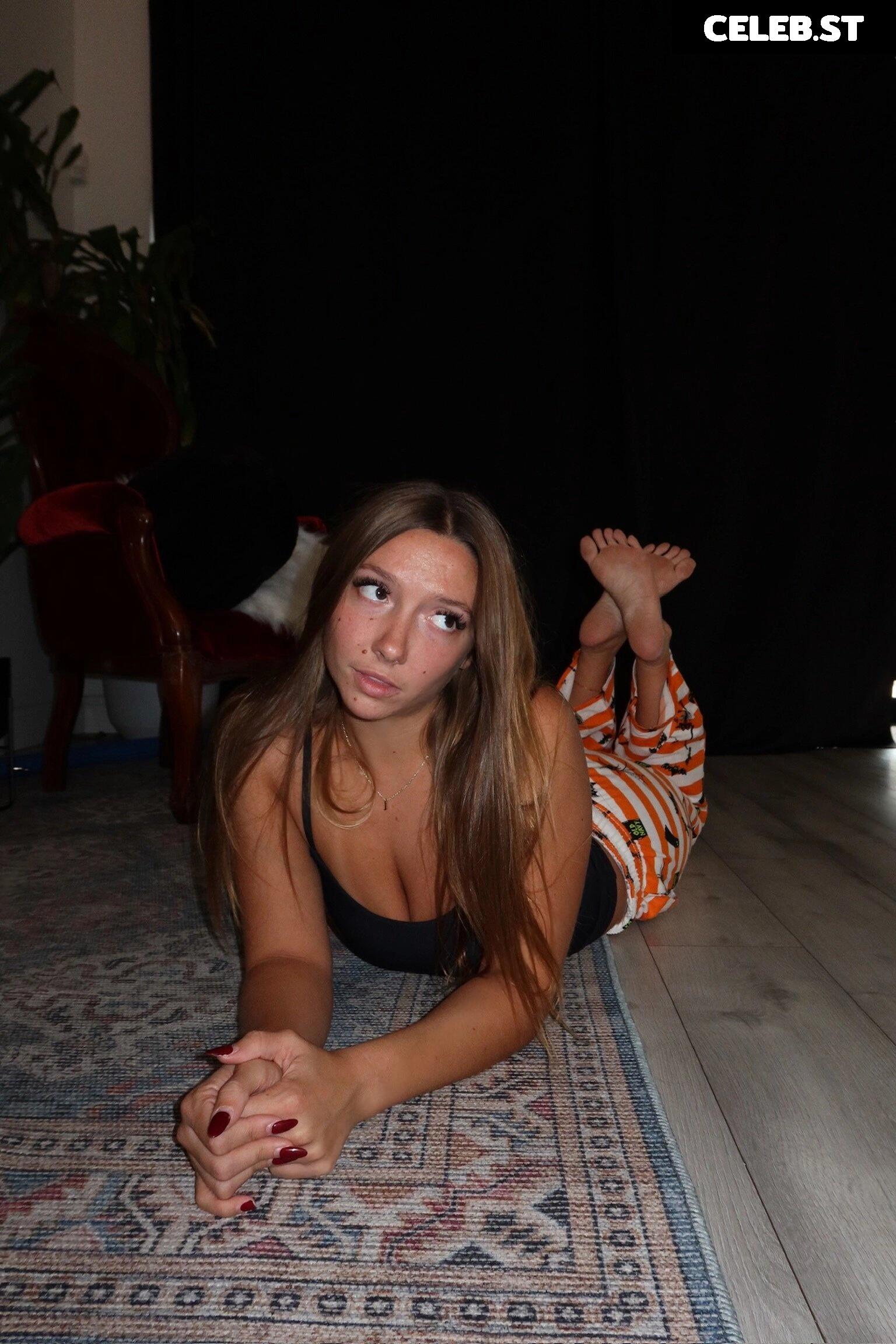 Crazyjamjam_ Image 23809179