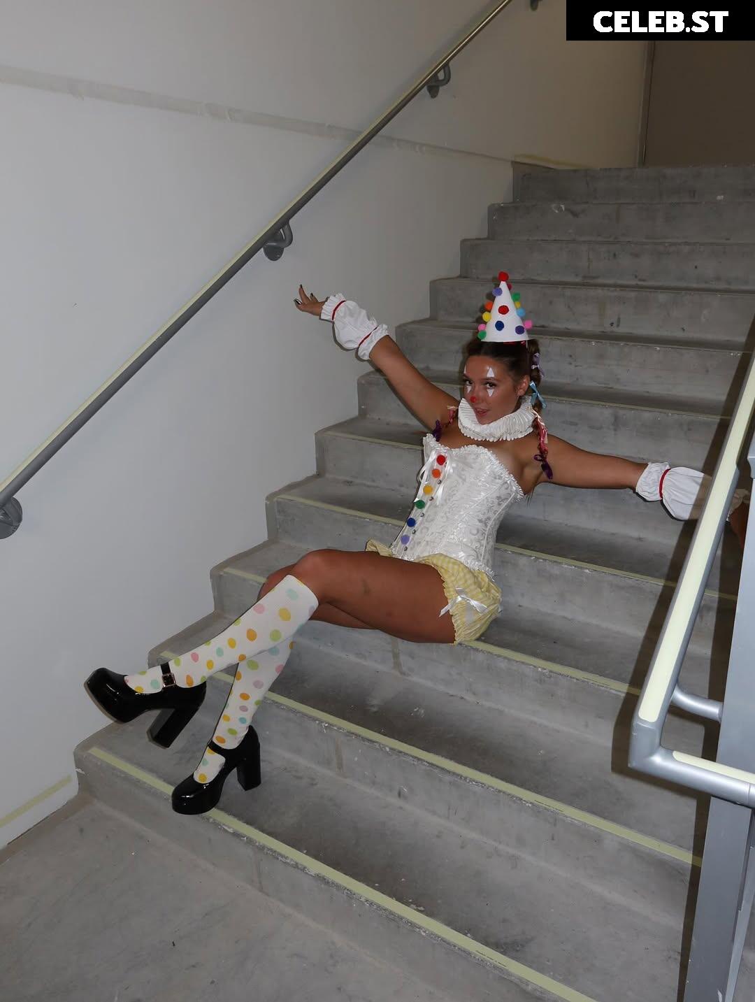 Crazyjamjam_ Image 23809088