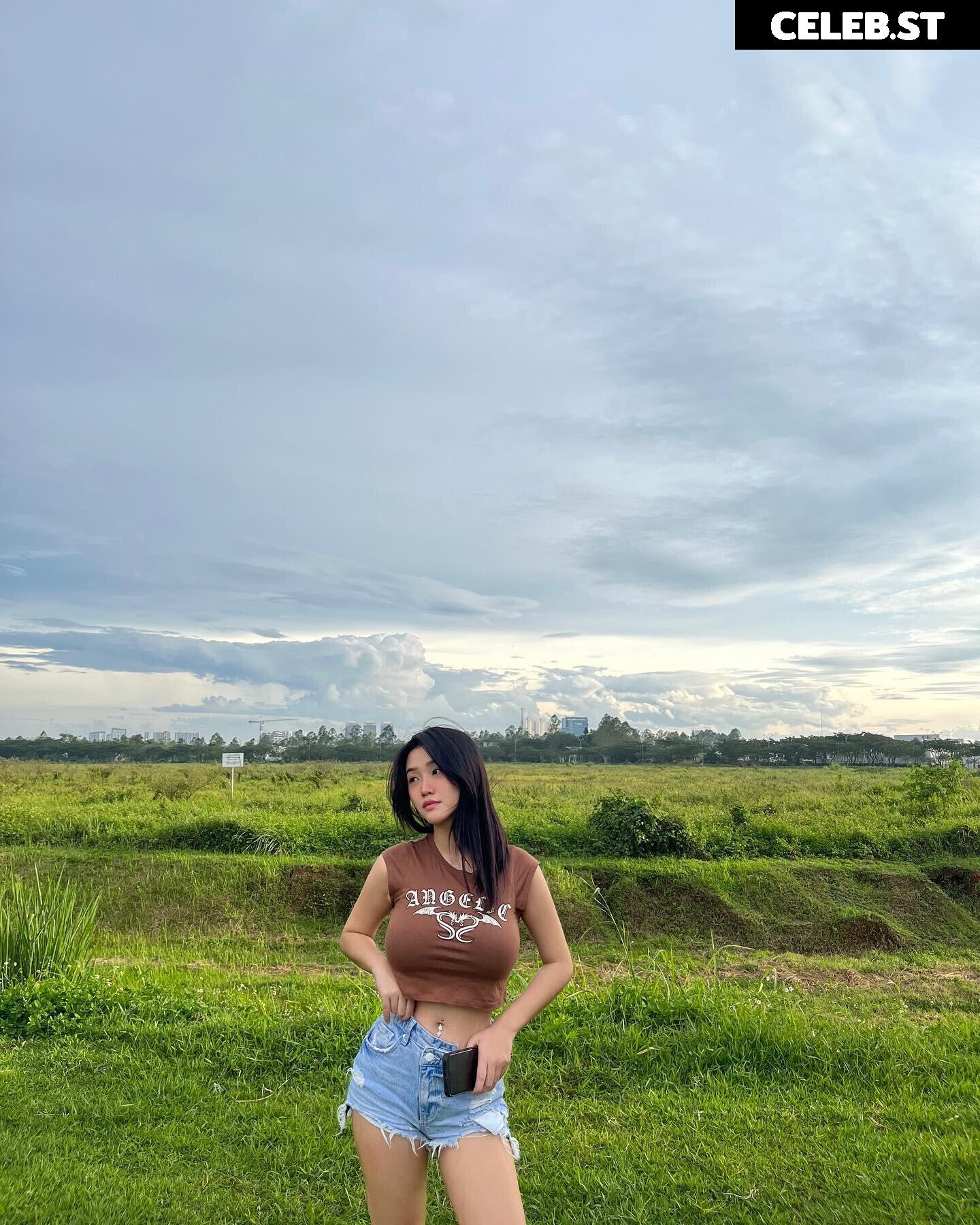 Anastasya Khosasih Image 23809393