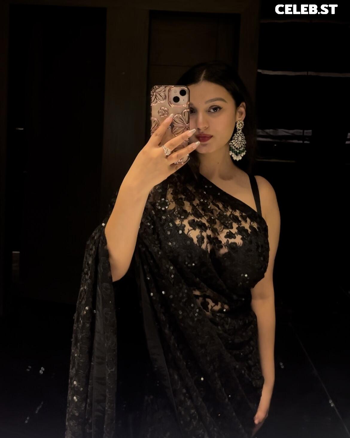 @_ayushaaaa__, Ayusha, busty Indian influencer Image 23895498