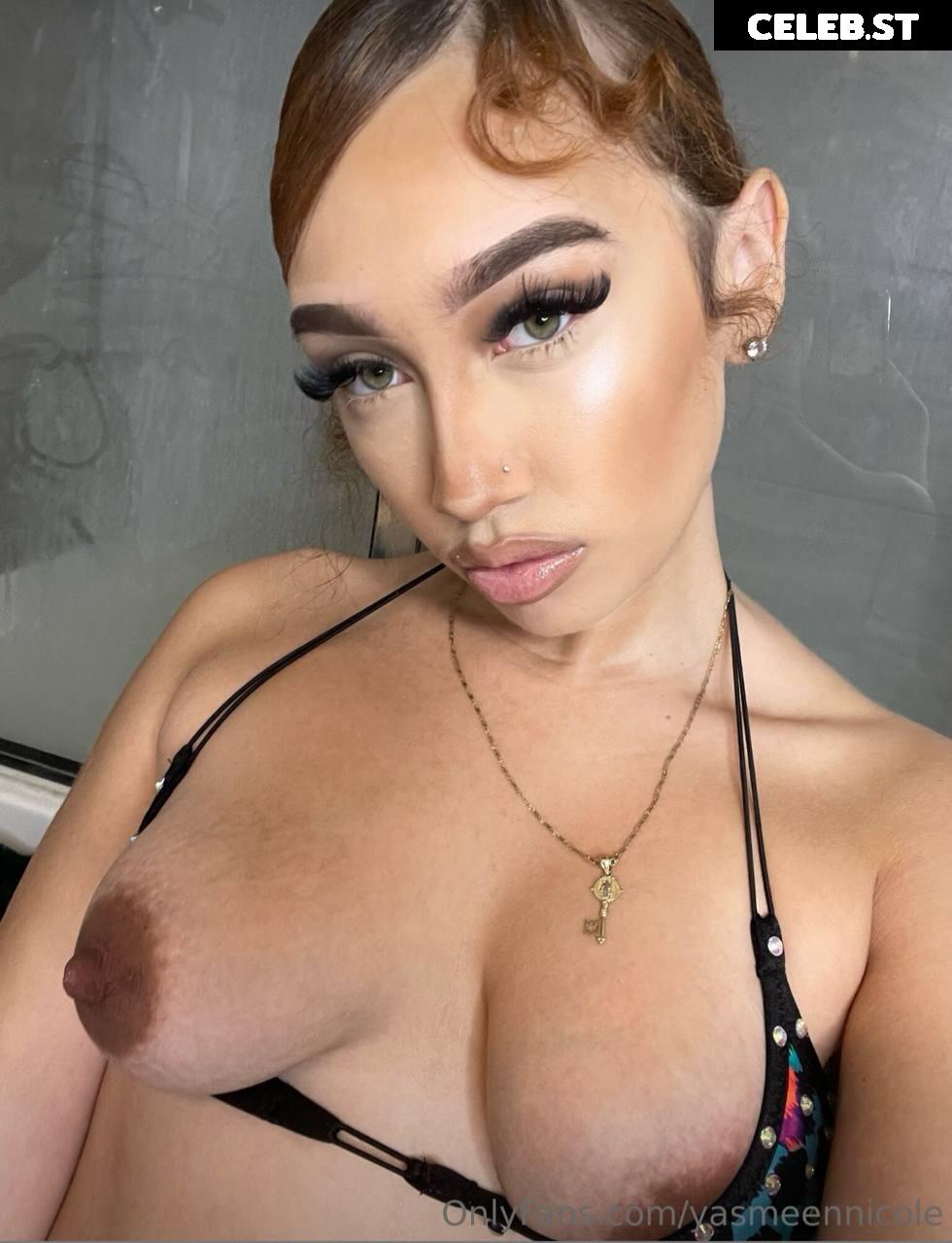 Yasmeen nicole / llil.yas Image 23896609